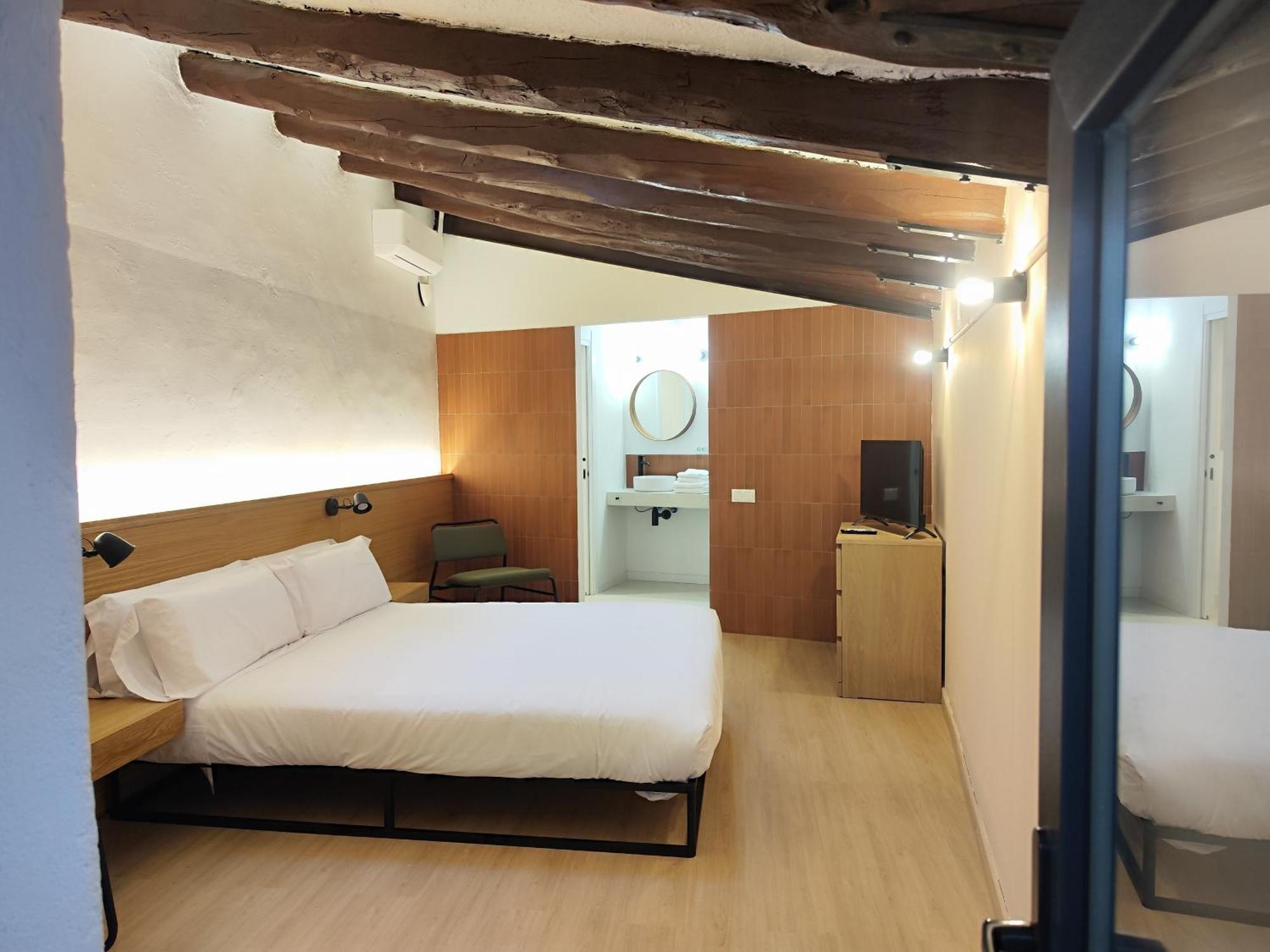 Mazi Placa Gran Mataró Oda fotoğraf