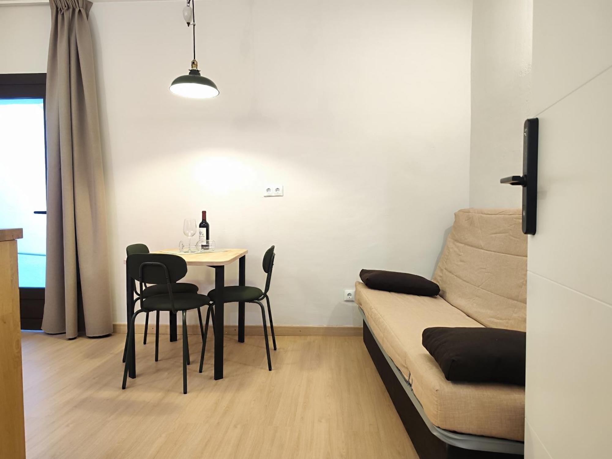 Mazi Placa Gran Mataró Oda fotoğraf
